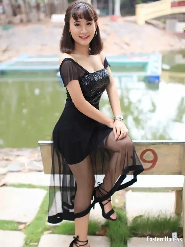 Kathy Profile image 3