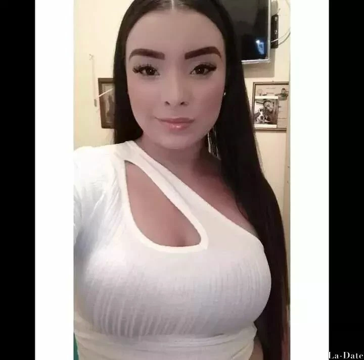 Marcela Profile image 1