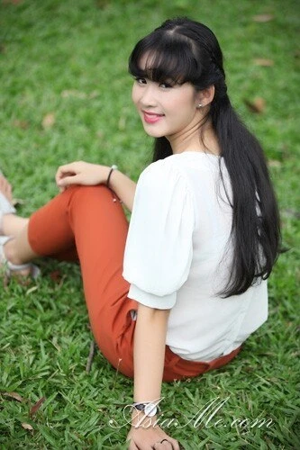 Lucy Profile image 1