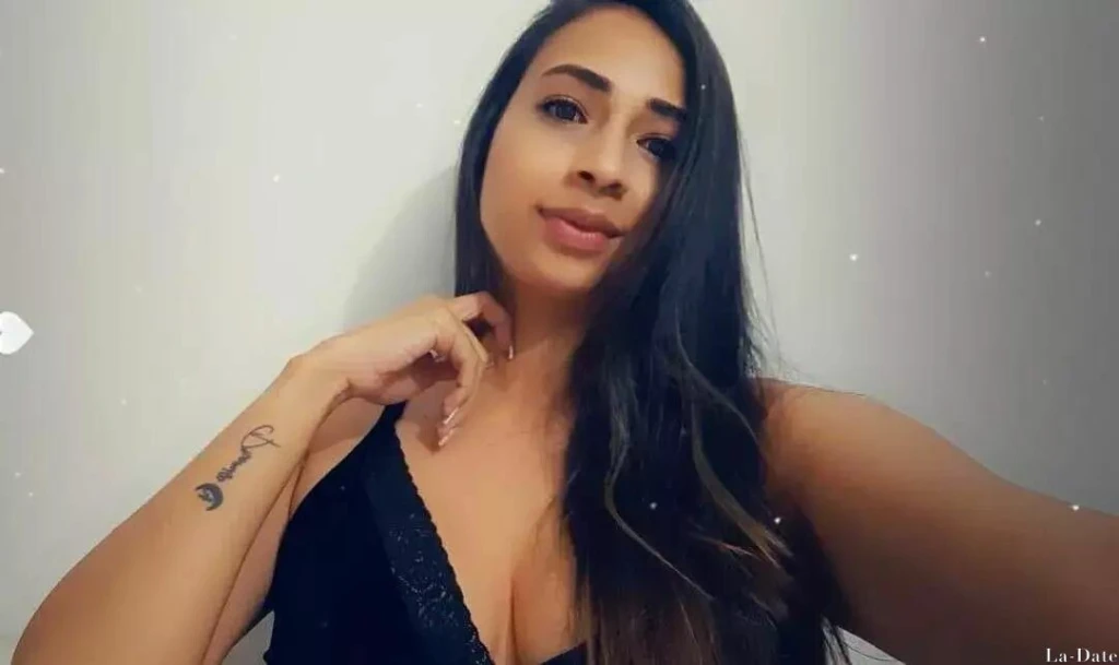Tatiane Profile image 1